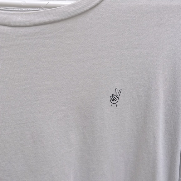 3 FOR$50 / Oak + Fort Peace Sign Loose Graphic Tee - Picture 2 of 3